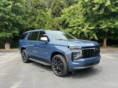 New 2026 Chevrolet Tahoe Premier w/ Sun And Tow Package AWD/4WD image 2