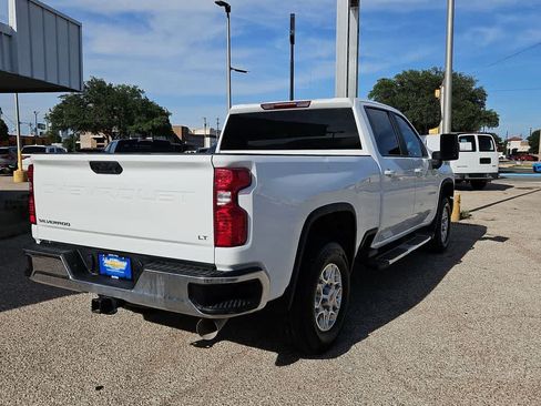 Used 2025 Chevrolet Silverado 2500 LT AWD/4WD image 8
