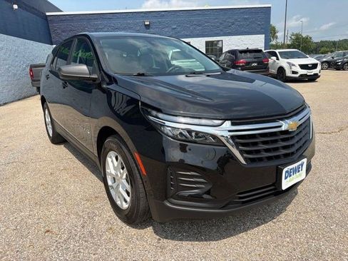 Used 2024 Chevrolet Equinox LS FWD image 7