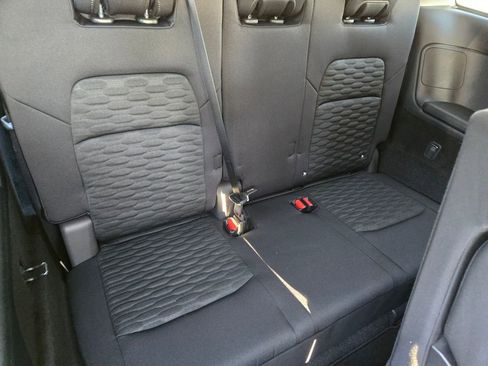 Used 2022 Nissan Pathfinder SV image 14