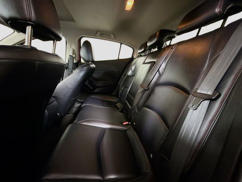 Used 2016 MAZDA MAZDA3 i Grand Touring image 26