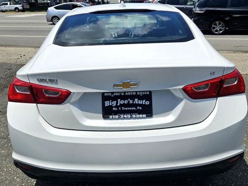 Used 2016 Chevrolet Malibu LT w/ Leather Package image 5