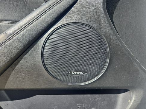 Used 2016 Kia Cadenza Premium w/ Luxury Plus Package image 31