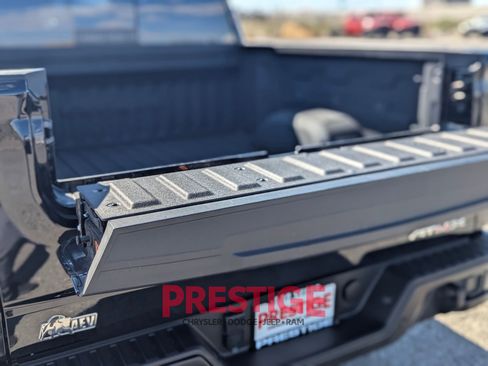 Used 2023 GMC Sierra 1500 AT4X w/ AT4X AEV Edition AWD/4WD image 13