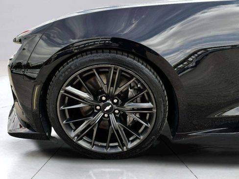 Used 2017 Chevrolet Camaro ZL1 image 55