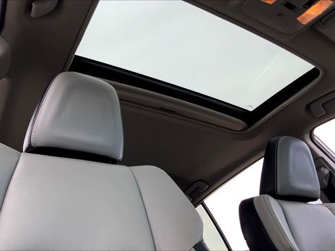 Used 2016 Toyota RAV4 Limited w/ Advanced Technology Package image 14