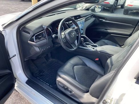Used 2020 Toyota Camry XSE FWD image 12