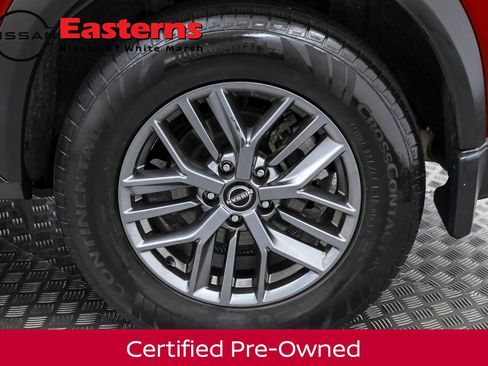 Certified 2022 Nissan Rogue S image 40