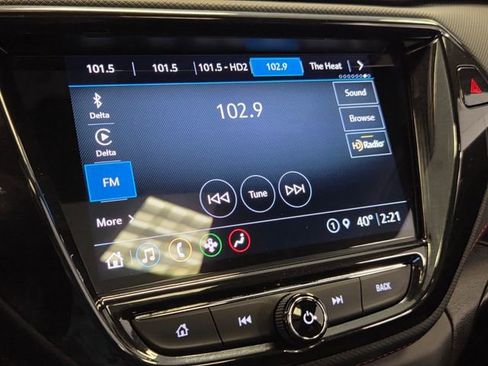 Used 2023 Chevrolet TrailBlazer RS w/ Sun and Liftgate Package image 17