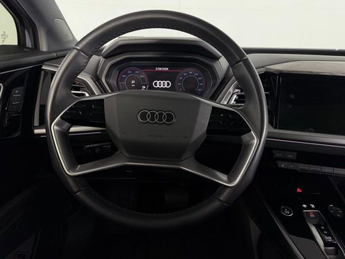 Used 2023 Audi Q4 e-tron Premium Plus w/ Premium Plus image 14