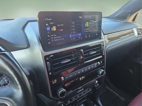 Used 2023 Lexus GX 460 Premium w/ Premium Plus Package AWD/4WD image 16