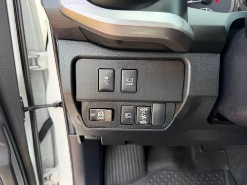 Used 2022 Toyota Tacoma Limited w/ Black Out Package (TMS) AWD/4WD image 21