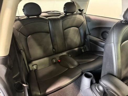 Used 2018 MINI Cooper 2-Door Hardtop FWD image 27