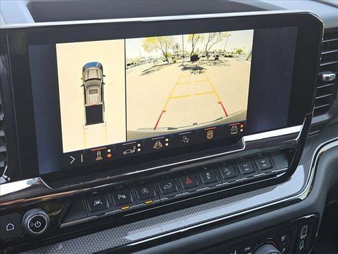 Used 2024 Chevrolet Silverado 1500 ZR2 w/ Technology Package image 17