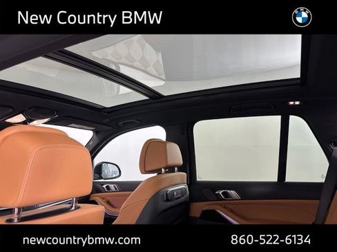 Used 2024 BMW X5 xDrive40i w/ M Sport Package AWD/4WD image 22