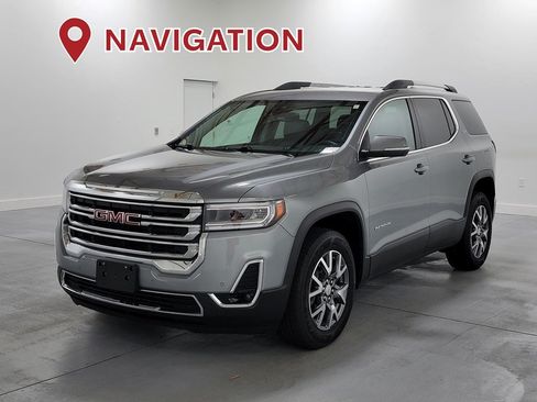 Used 2023 GMC Acadia SLT AWD/4WD image 4
