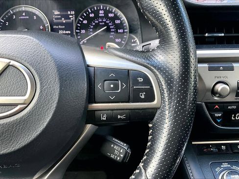Used 2016 Lexus ES 350 w/ Navigation System Package FWD image 25