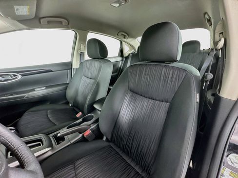 Used 2019 Nissan Sentra SV FWD image 19