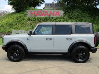 Used 2023 Ford Bronco Black Diamond AWD/4WD video 1