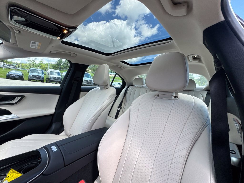Used 2026 Mercedes-Benz E 350 4MATIC Sedan image 21