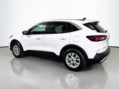 Used 2023 Ford Escape Active image 5