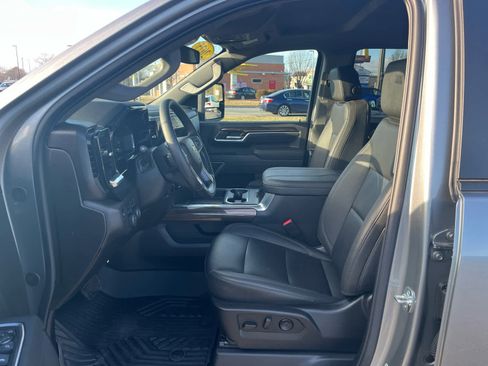 Used 2025 Chevrolet Silverado 2500 LT w/ All Star Edition image 13