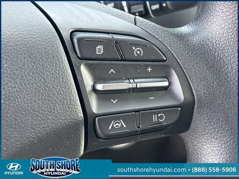 Certified 2023 Hyundai Kona SEL AWD/4WD image 25