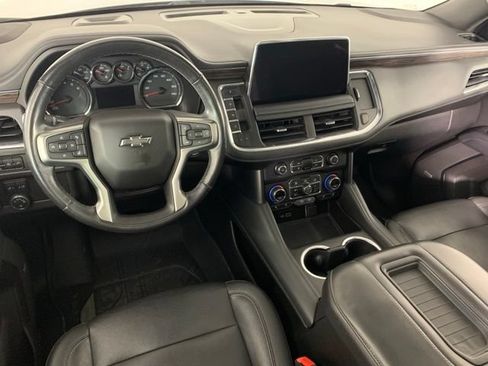 Used 2021 Chevrolet Tahoe Z71 w/ Luxury Package AWD/4WD image 20