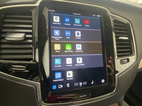 Used 2025 Volvo XC90 B6 Plus image 22