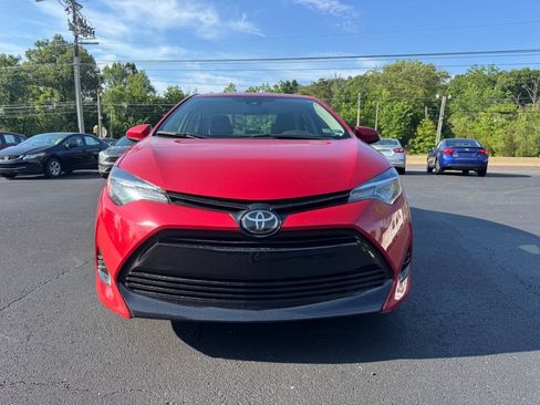 Used 2019 Toyota Corolla LE FWD image 3