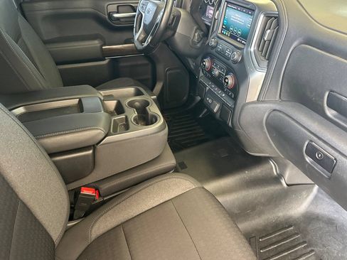 Used 2021 Chevrolet Silverado 1500 LT RWD image 19