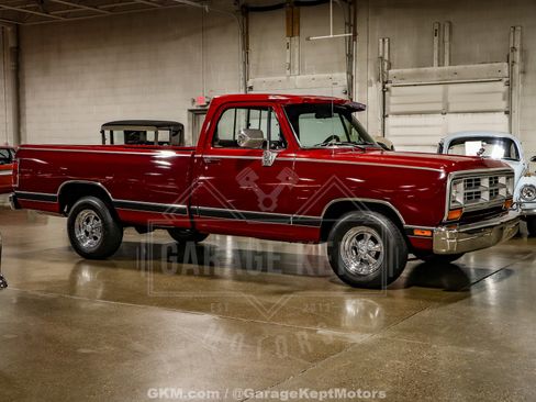 Used 1989 Dodge D/W Truck 150 image 16