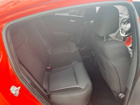 Used 2022 Dodge Charger SXT w/ Blacktop Package AWD/4WD image 25
