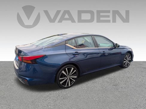 Used 2022 Nissan Altima 2.5 SR FWD image 24