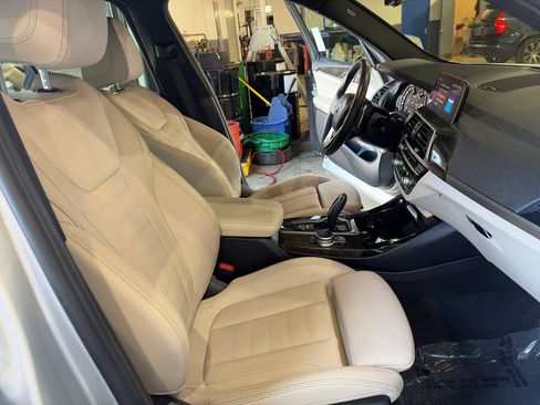 Used 2019 BMW X3 sDrive30i w/ Premium Package RWD image 12