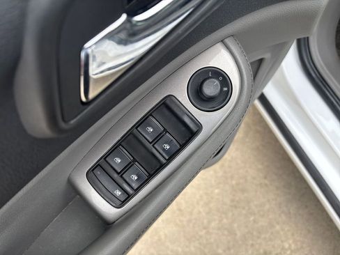 Used 2015 Chevrolet Malibu LS w/ Protection Package FWD image 11