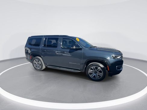 Used 2024 Jeep Wagoneer Series II w/ Flexible Seating Group AWD/4WD image 24
