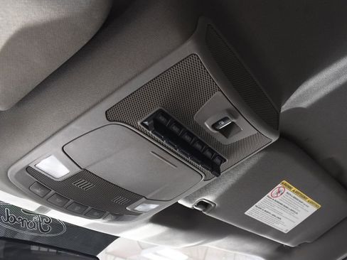 Used 2017 Ford F350 XLT image 33