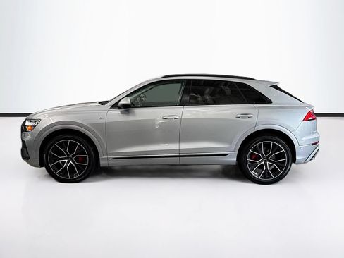 Used 2019 Audi Q8 Prestige w/ Adaptive Chassis Package AWD/4WD image 2