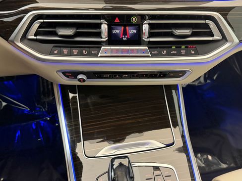 Used 2020 BMW X5 sDrive40i w/ M Sport Package image 28