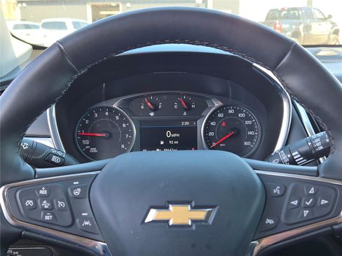Used 2023 Chevrolet Equinox LT FWD image 32