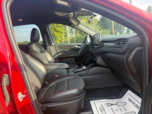 Used 2023 Ford Escape ST-Line w/ Tech Pack #1 AWD/4WD image 11