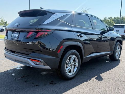 Certified 2025 Hyundai Tucson SE AWD/4WD image 5