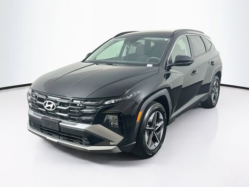 Used 2026 Hyundai Tucson SEL FWD image 3