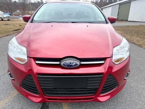 Used 2012 Ford Focus SE image 3