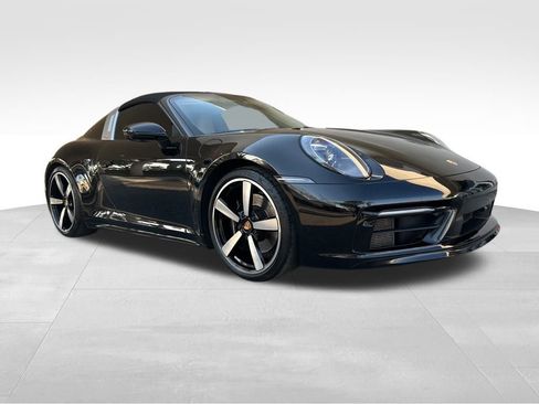 Used 2021 Porsche 911 Targa 4S Heritage Design image 4