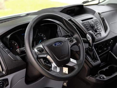 Used 2019 Ford Transit 250 130 Low Roof image 11