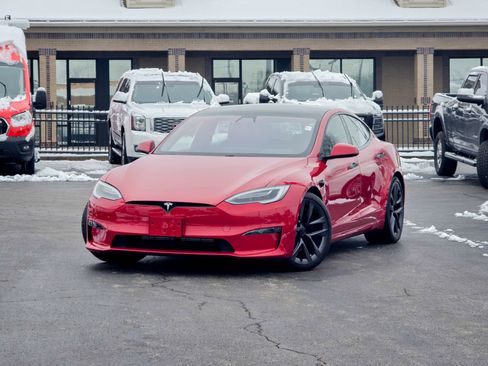 Used 2021 Tesla Model S Plaid image 7