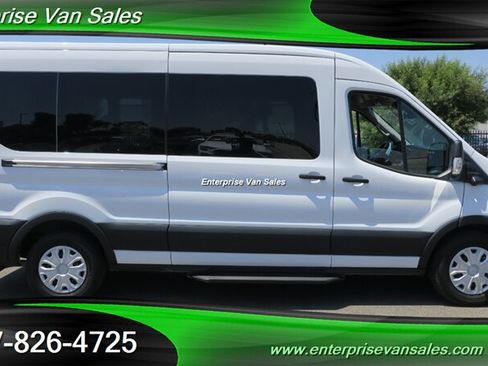 Used 2023 Ford Transit 350 XLT RWD image 4