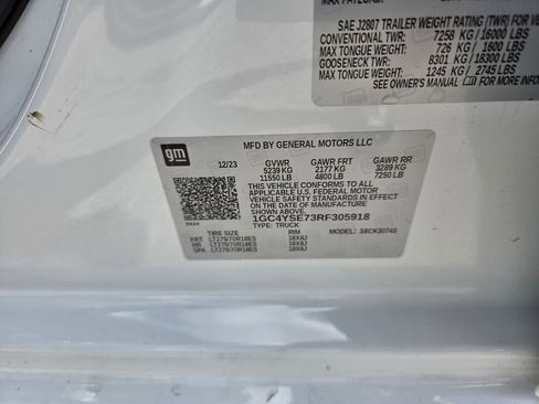 Used 2024 Chevrolet Silverado 3500 W/T image 23